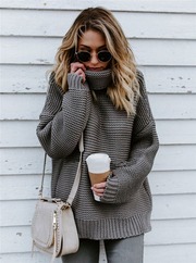 Дамски жилетки и пуловери